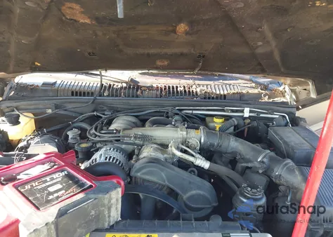 2002 Land Rover Range Rover 4.6 Hse z USA, uszkodzony, nr VIN SALPM16462A465777